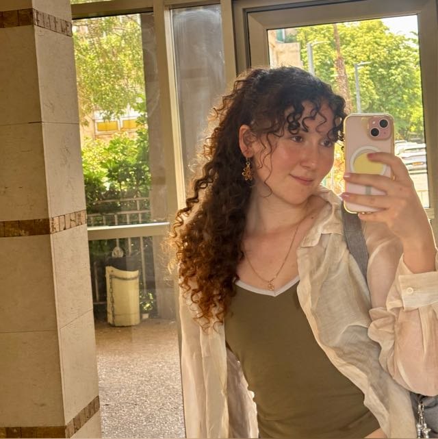 דניאלה ק׳, תלמידה לשעבר
